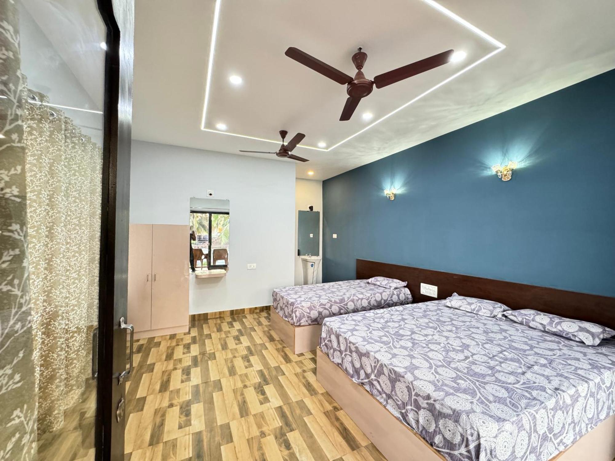 The Glasswater By The Backwater Homestay Kalyanpur Luaran gambar
