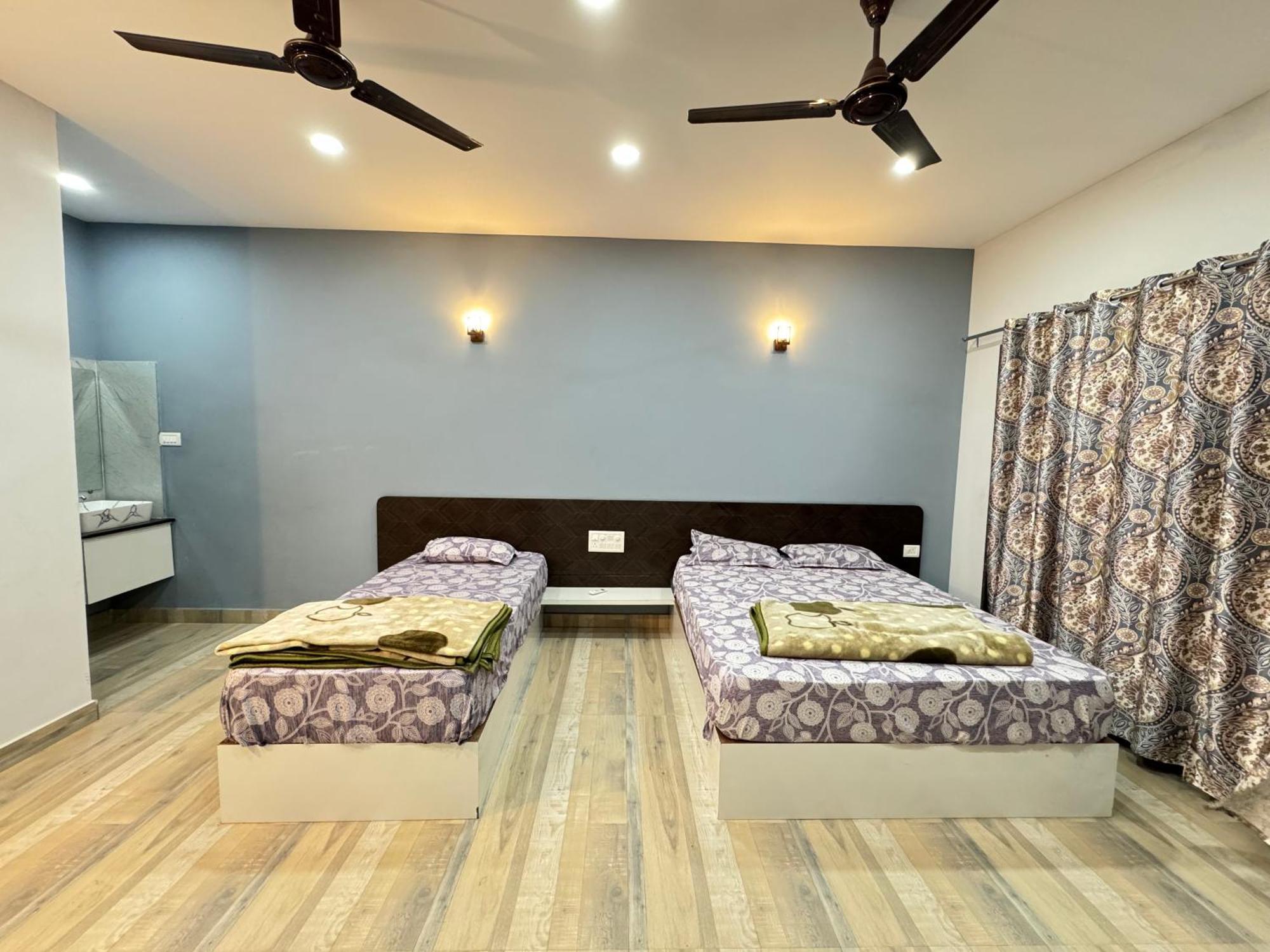 The Glasswater By The Backwater Homestay Kalyanpur Luaran gambar