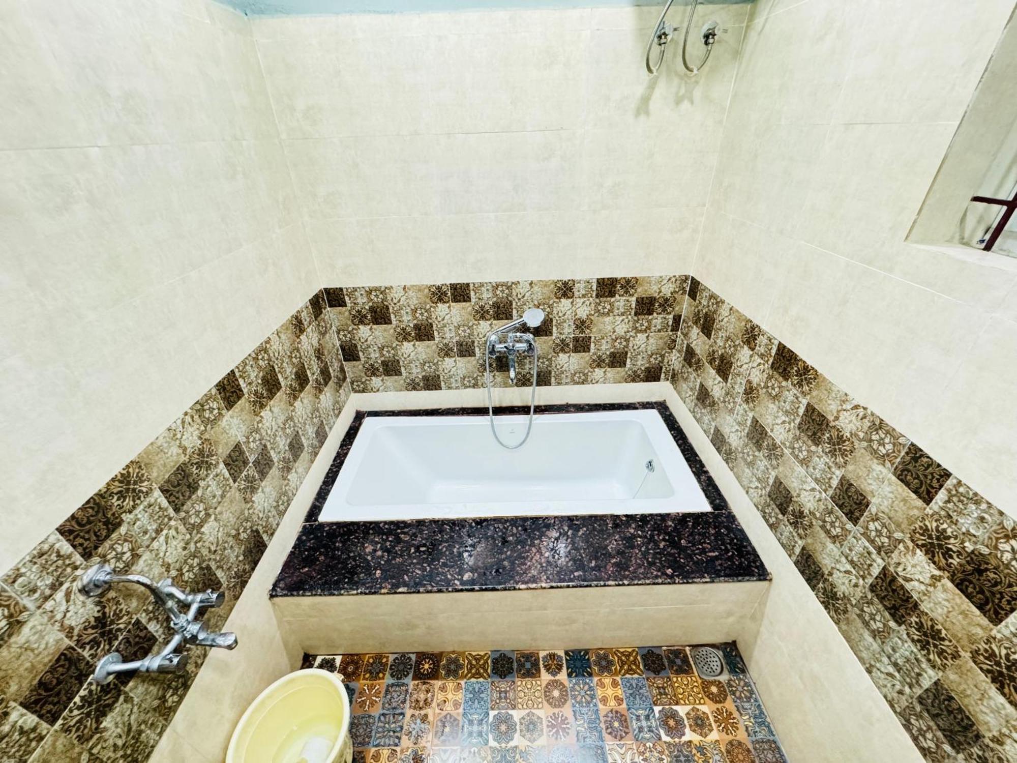 The Glasswater By The Backwater Homestay Kalyanpur Luaran gambar