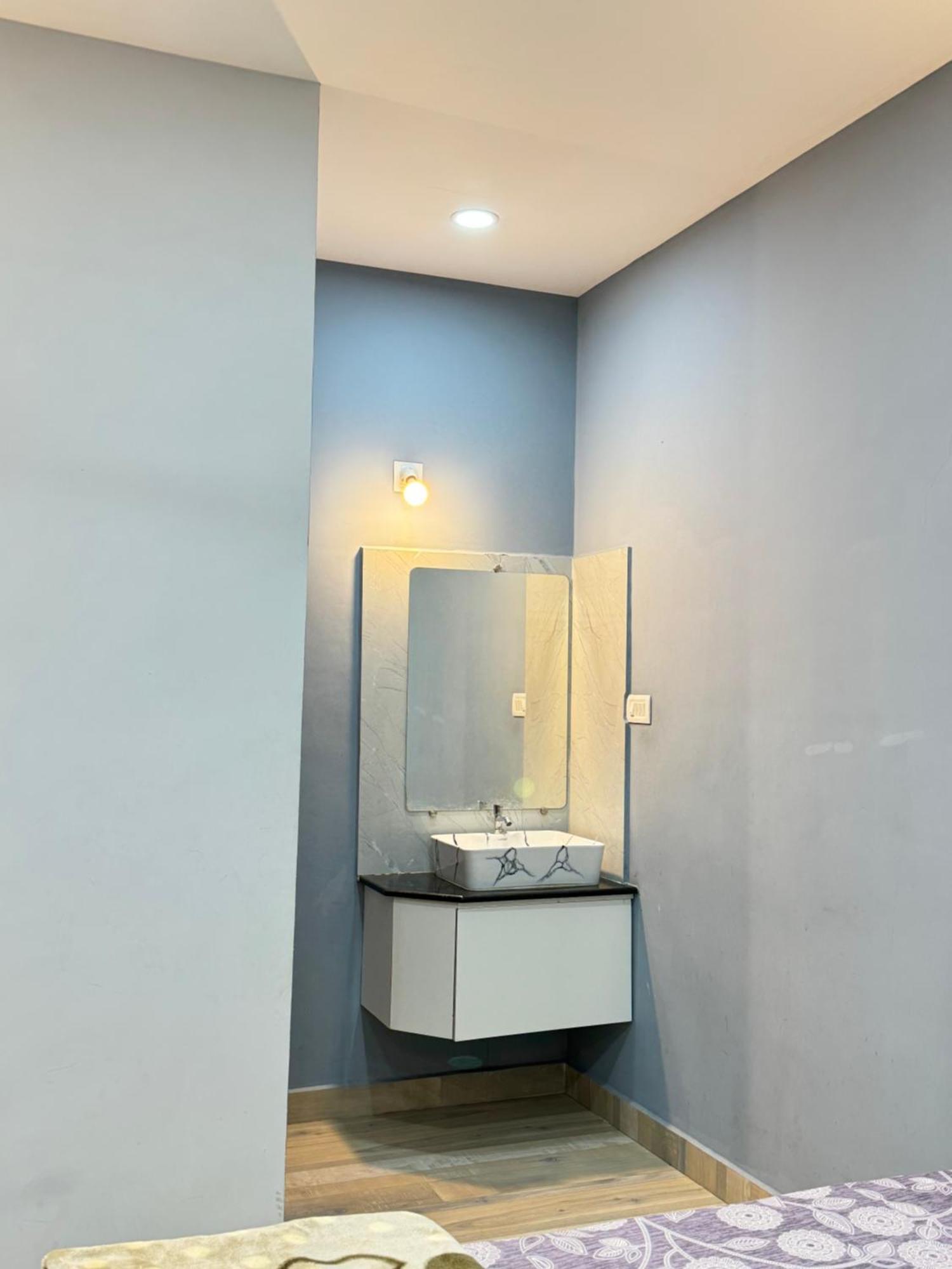 The Glasswater By The Backwater Homestay Kalyanpur Luaran gambar