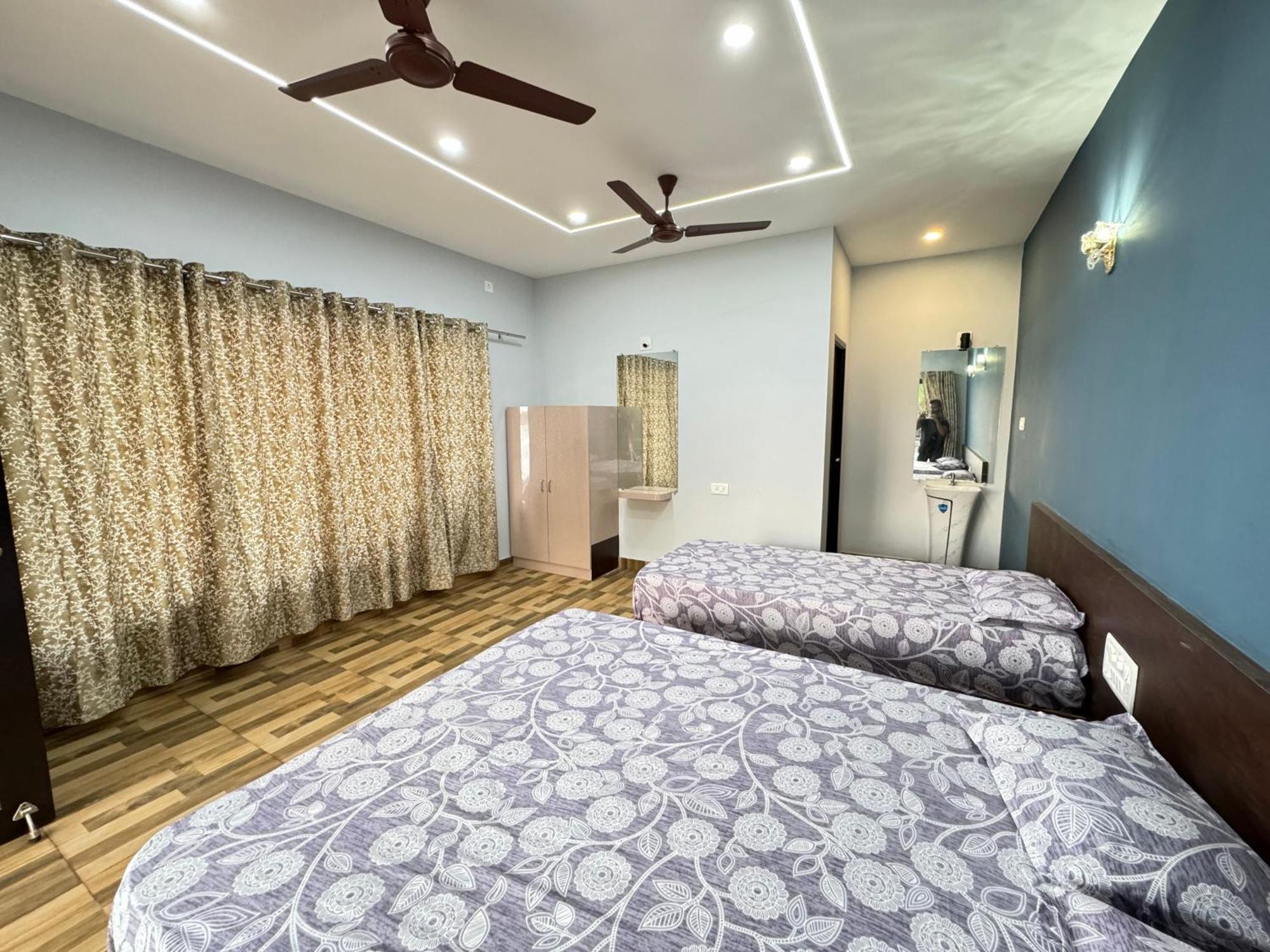 The Glasswater By The Backwater Homestay Kalyanpur Luaran gambar